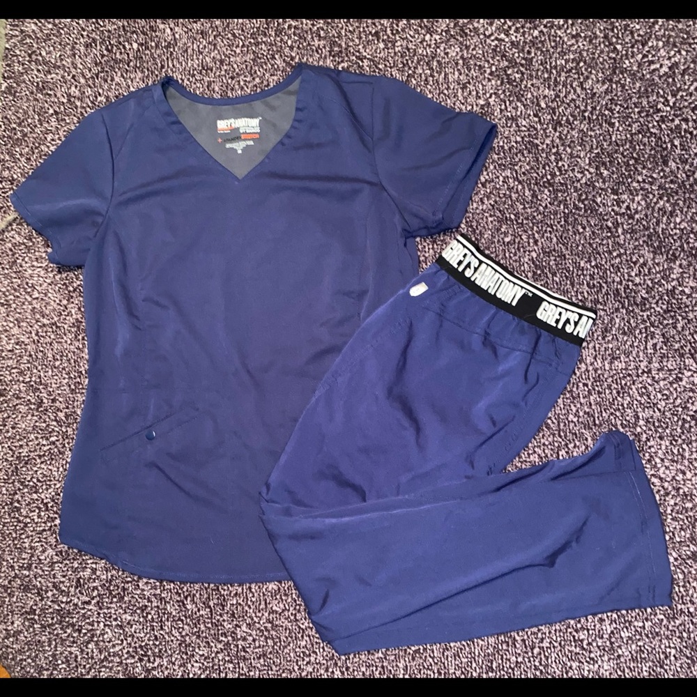 Nave Blue Scrubs - Dickies & Grey’s Anatomy - Medium
